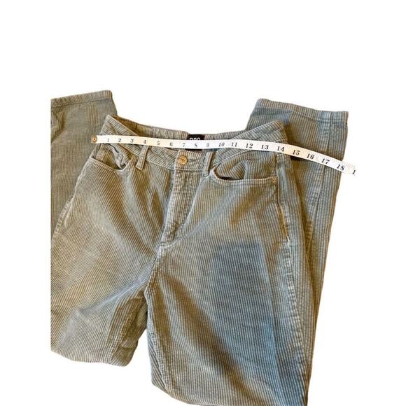 Urban Outfitters BDG Green Corduroy High-Rise Mom Pants  Women’s Size 28 - Picture 10 of 10